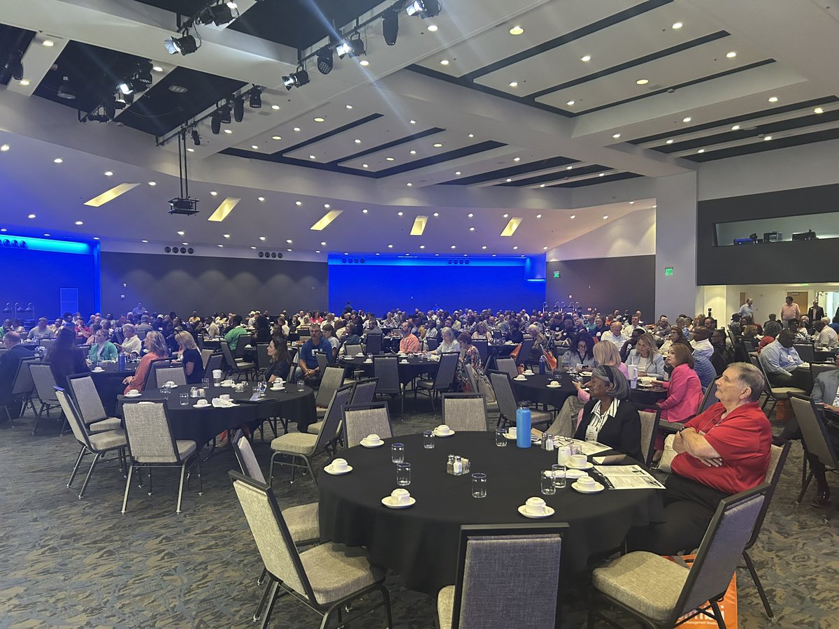 MichaelPoore1's tweet photo. @rexnelson gave a great presentation at today’s Southern Regional Leadership Conference hosted by @ArkSchBdsAssn !  History lesson delivered and he empowered School Boards as best opportunity to lead change! https://t.co/zILx3ej2hS