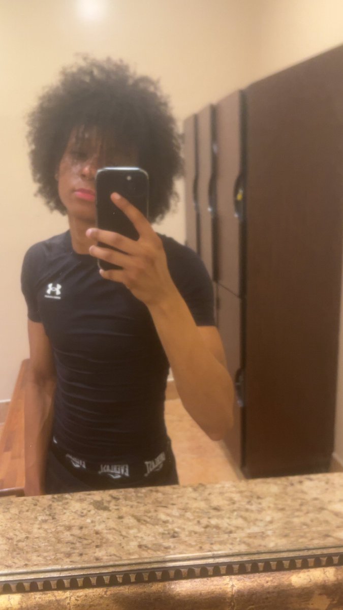 Rody2hot's tweet photo. im mad bored I need some 😺

#young #teen #hmu https://t.co/NfTVjkaR7Y