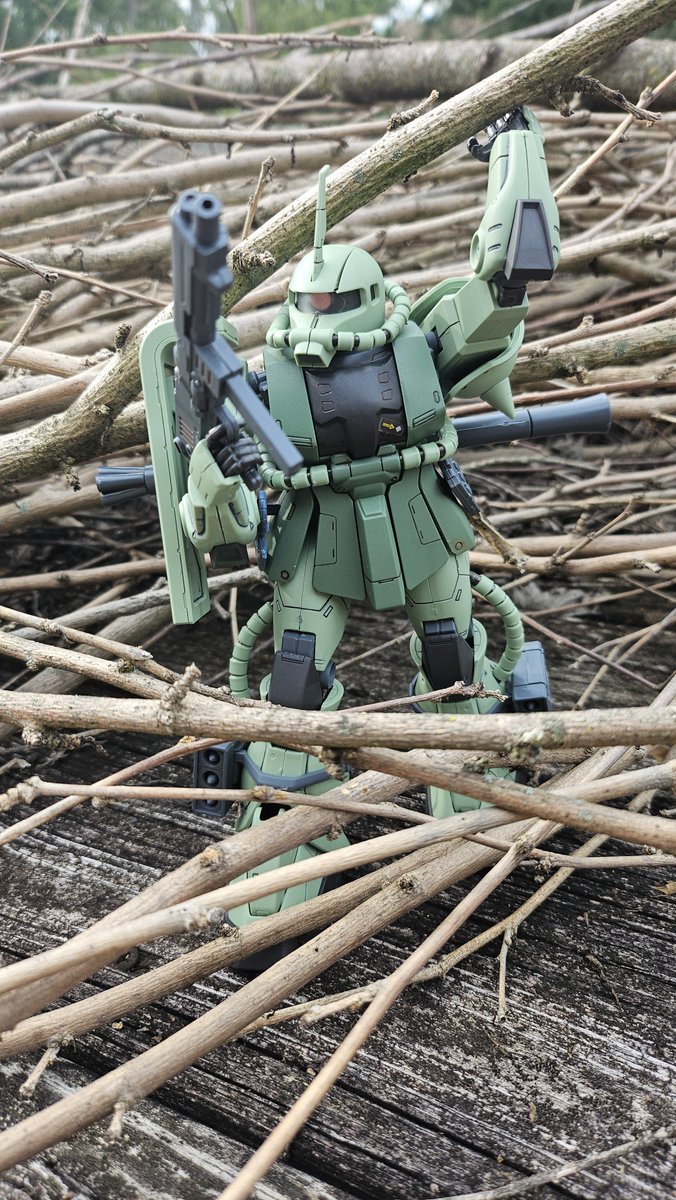 nickbau5's tweet photo. Decided to make use of some branches on my deck for a few scenery pics of my Zaku 2 https://t.co/QKzOoTUmJm