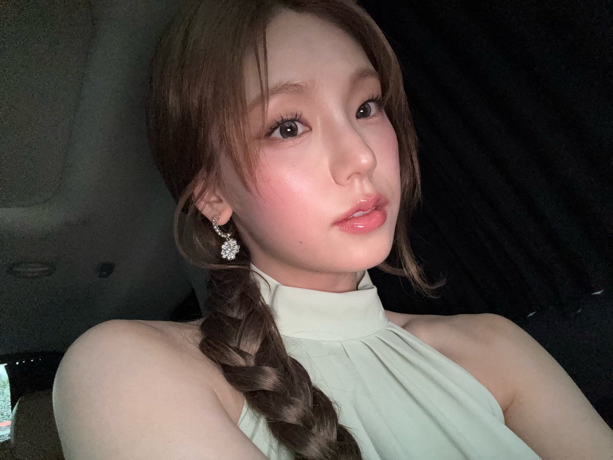 yjbubble's tweet photo. [260720] 9:02AM KST https://t.co/pG8dxVMbLk