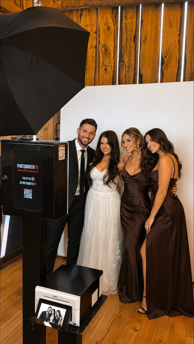 photoboothto's tweet photo. Behind the scenes of another wedding setup. 🤍

Every detail gets checked before the first guest steps in front of the camera. 📸✨ https://t.co/0gNeP0DSVJ