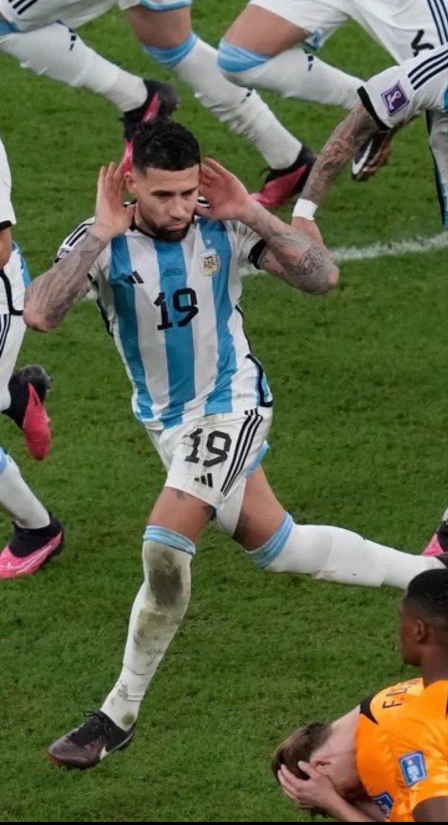 dybalabolso's tweet photo. No Rodri sos un forro porque hablaste antes de tiempo y lloraste cuando declaraste

La doble vara de los argentinos no tiene límites https://t.co/r4cSsweJfO