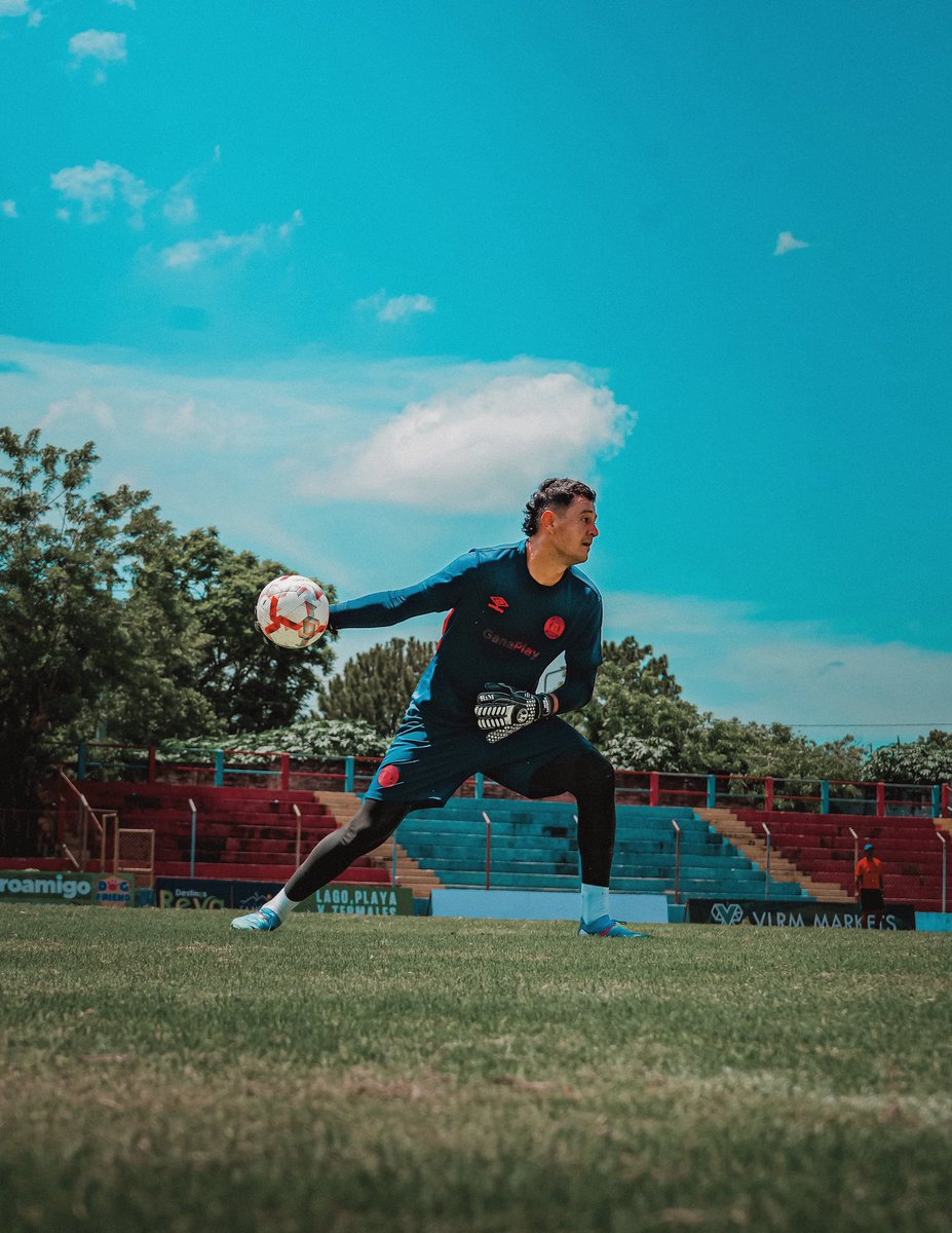 CDeportivoFAS's tweet photo. 𝑨𝑷𝑬𝑹𝑻𝑼𝑹𝑨 𝟐𝟎𝟐𝟔 🔜🏆

#CDFAS #REYDECOPAS https://t.co/y1sQ9hWYW3