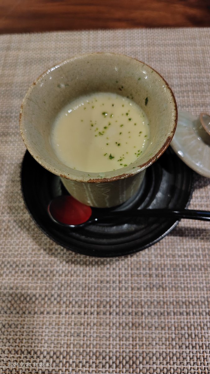 tananobu18's tweet photo. 昨日の夕食、いやいや美味しかった〜 https://t.co/EKdYVsKwSV