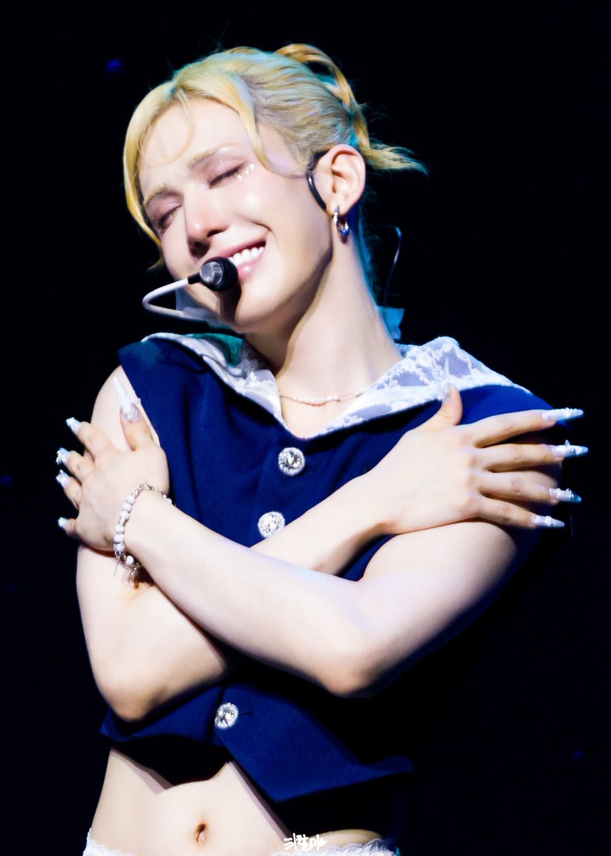 mogumogu_T7's tweet photo. 260719 XLOV ASIA TOUR
SERVING-X IN SEOUL

Love myself❤️

#XLOV #엑스러브 #エクブ #손주무띠
#우무티 #WUMUTI #ウムティ #吾木提 https://t.co/R9RZjdnMR5