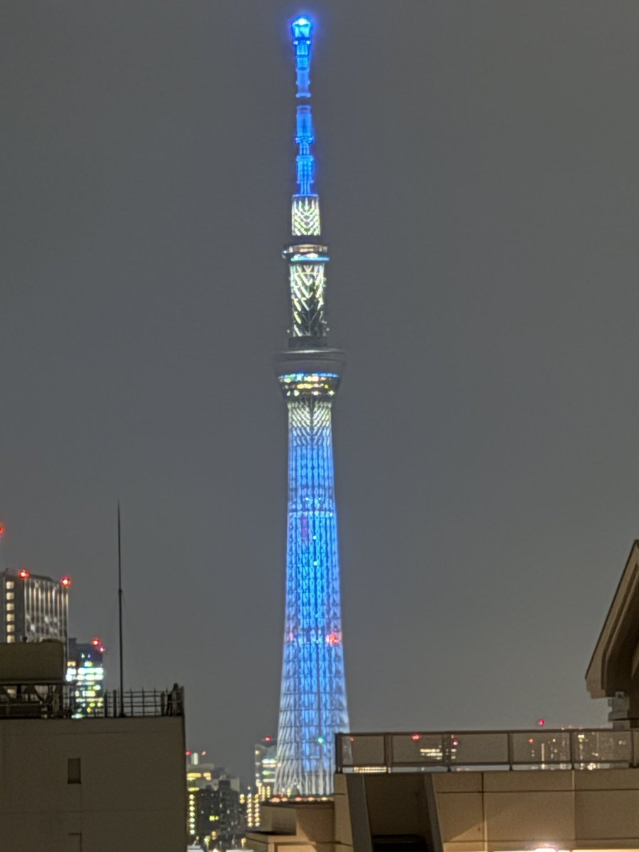 asakusa_navi's tweet photo. 🌟東京スカイツリー＆浅草情報🌟

おはようございます🙇‍♂️

浅草は明るい曇り空⛅️

梅雨明けですね♪♪

夏を乗り切りましょう🥵

今夜は夏ライティング『向日葵🌻&amp;金魚🐡』✨

今日も一日よろしくお願いしますm(_ _)m

#浅草
#浅草天気
#スカイツリーライティング
#浅草なび

https://t.co/rSGwho6tRr https://t.co/ETuvO6AAFa