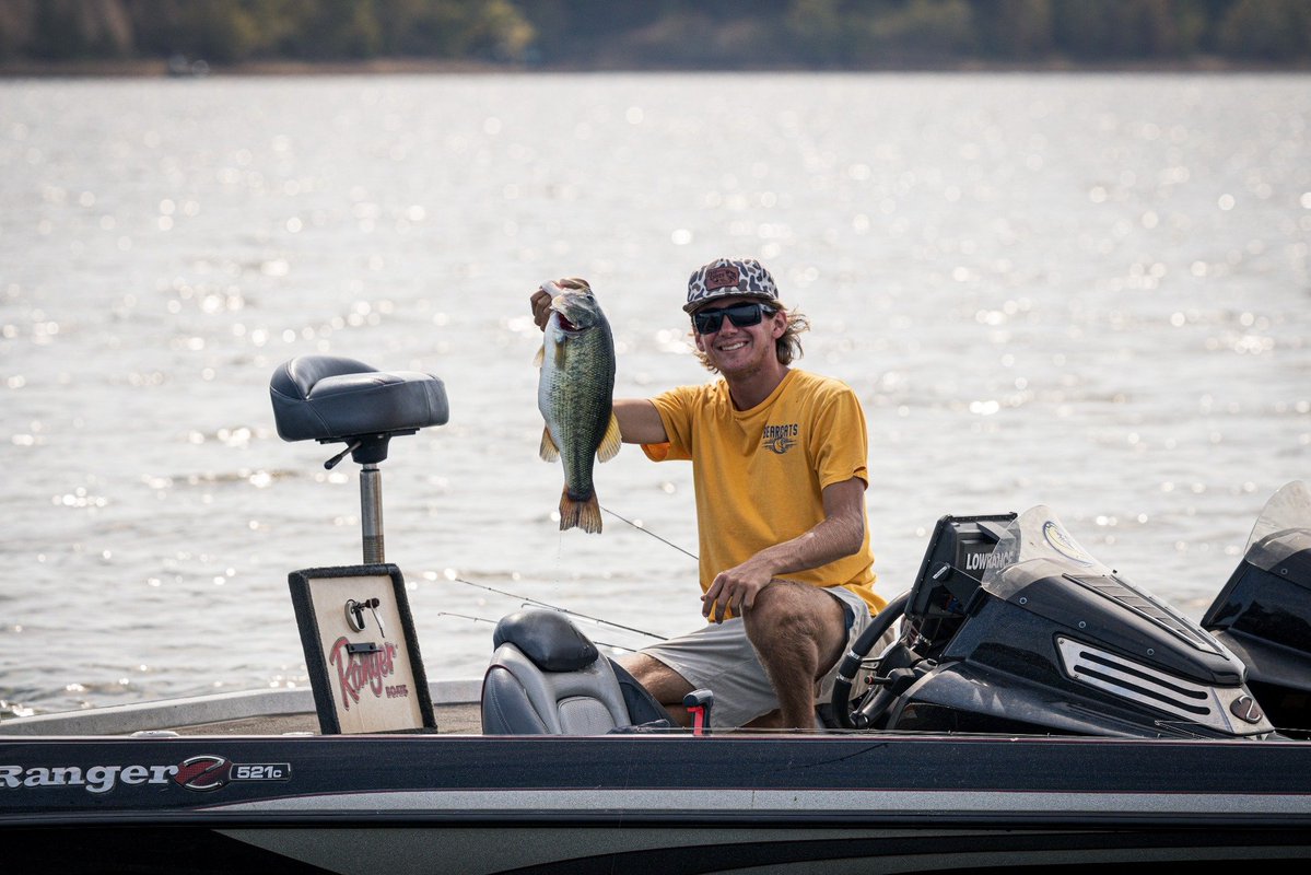 CollegiateBass's tweet photo. Who's been catching bass this summer?!
#BassProShops #RangerBoats #Fishing #BassFishing #WeAreCollegiateBass https://t.co/czFDDKMkx0