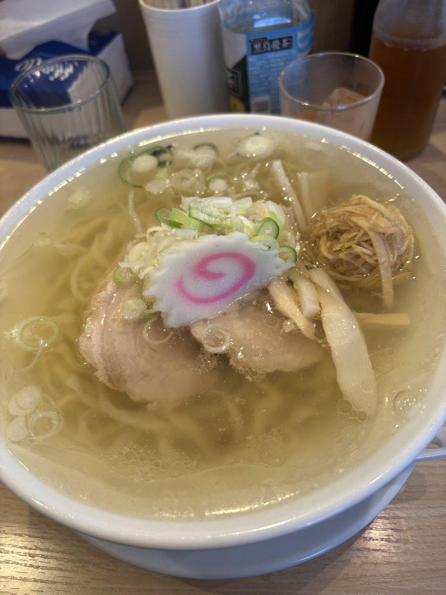 CIchiraku's tweet photo. おはようございます☀

本日営業日です🈺

気まぐれメニュー
あります。

SNS限定
ちょっとグレーな煮干し中華そば(煮干し中華そばの食券)
牡蠣かおる潮そば(塩ラーメンの食券)
数量限定です。

白湯スープ休止中です。

よろしくお願いします。
どちらも食券渡す時伝えてください。 https://t.co/BOCnp5guVa