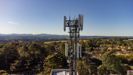 CriticalCommsAU's tweet photo. Nokia announces AI‍-‍native RAN platform.
Nokia's AI-RAN platform helps telecommunication providers unlock more uplink and downlink capacity from existing spectrum and radio infrastructure. 
Read more: 👇👇
https://t.co/G7wKjrBop8 

#Critical_comms https://t.co/nvqU4Ove9n