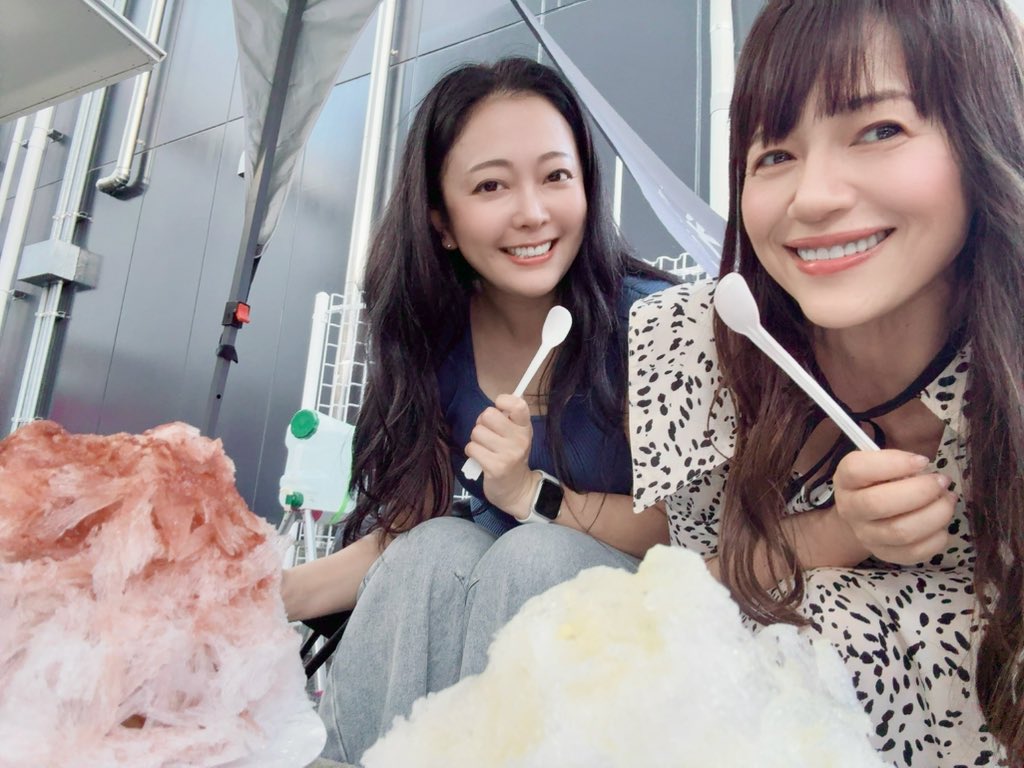 yaedon's tweet photo. おはようございます✨本日13時30分〜
#かわさきFM #アニメラジオ は
ゲストに #榎本温子 ちゃんをお迎えして
お送りします！

FMプラプラ等でもご視聴いただけます！

お便りはこちらまで💁‍♀️
✉️aniradi0406@gmail.com

アルバムのお話♪楽しみです✨

#きょろ #竹林裕司 #うちやえゆか https://t.co/xJcMKZh8De