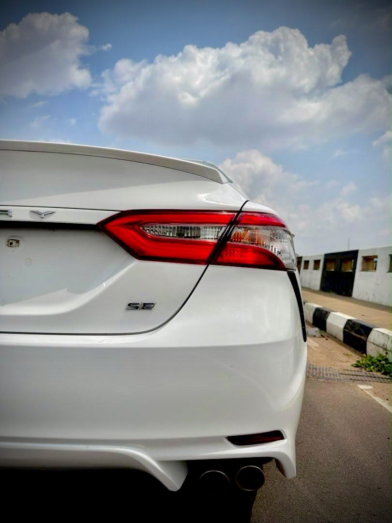 The45wheels's tweet photo. 2018 Toyota Camry SE Sport Edition
Aggressive Mesh Grille | Push to Start | Keyless Entry

2.5L | Leather | CarPlay | 18” Alloys | Dual Exhaust
Foreign Used | Clean | No stories

@The45Wheels, Abuja
Lexus looks. Camry bills. 
DM for price. #The45Wheels #CamrySE #SportEdition https://t.co/jikuMparYD