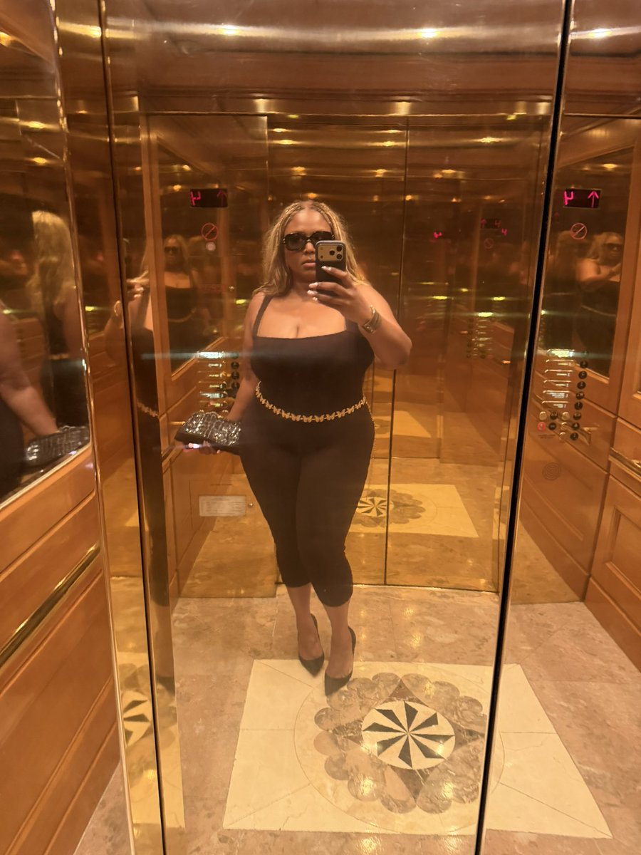 LIZZO tweet media