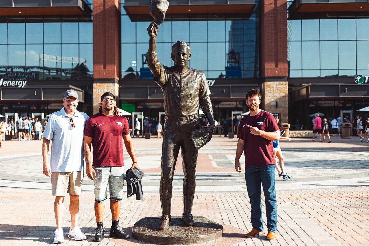EKUFootball's tweet photo. A great night out at the ballpark!

#E2W | #MatterOfPride https://t.co/8b2iRSy0fs
