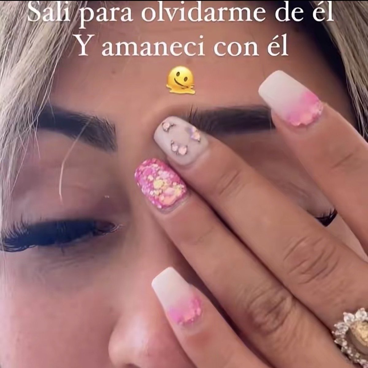 Tmfdzz's tweet photo. top mejores ss que he sacado de las historias de la naya fácil https://t.co/3CgRXyCvZ8
