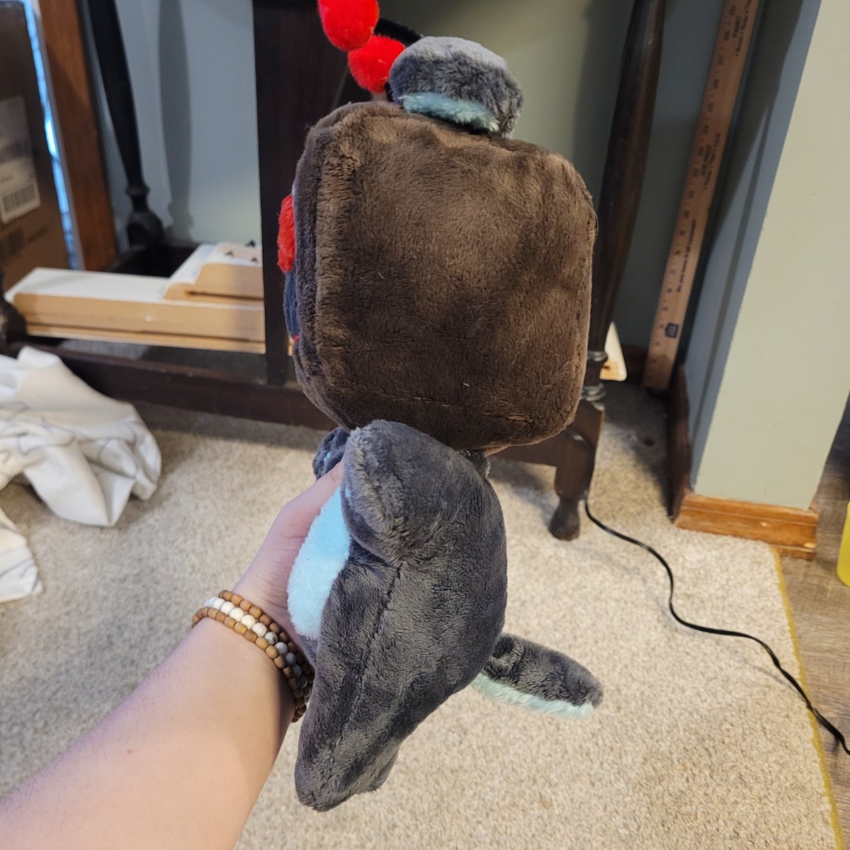 Sandcat841's tweet photo. PUPPY VOX PLUSH FINALLY DONE!!!
#puppyvox #puppytek #vox #boxvox #voxplush #handmadeplush #hazbinhotelplush #hazbinhotel https://t.co/bvNnVmNji1