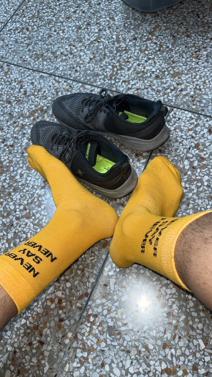 amrinder_fit's tweet photo. Godly feet #dom #domking #master #footmaster #findom #cashmaster https://t.co/1cbAHXv5jo