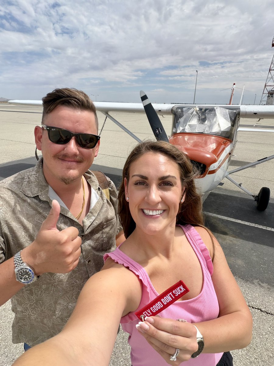 theplanekate's tweet photo. DREAM COME TRUE, I’M A PILOT. ✨✈️ https://t.co/y82SXaWx2N