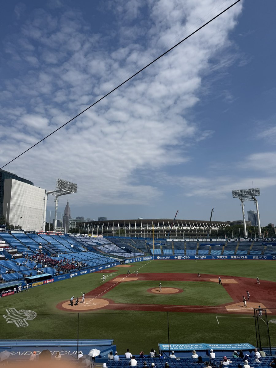 swallows_ohken's tweet photo. 今日は朝から神宮🏟️
なかなかの暑さです、、
夜も現地です⚾️ https://t.co/3AF44o3wQO