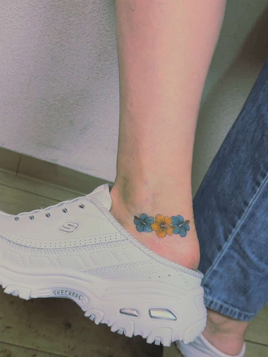 junkosunset's tweet photo. 海の日に入れてもらった３つめのtattooだよ
一生ずっと海が好き

#tba_tattoo https://t.co/v89HZsi2YL