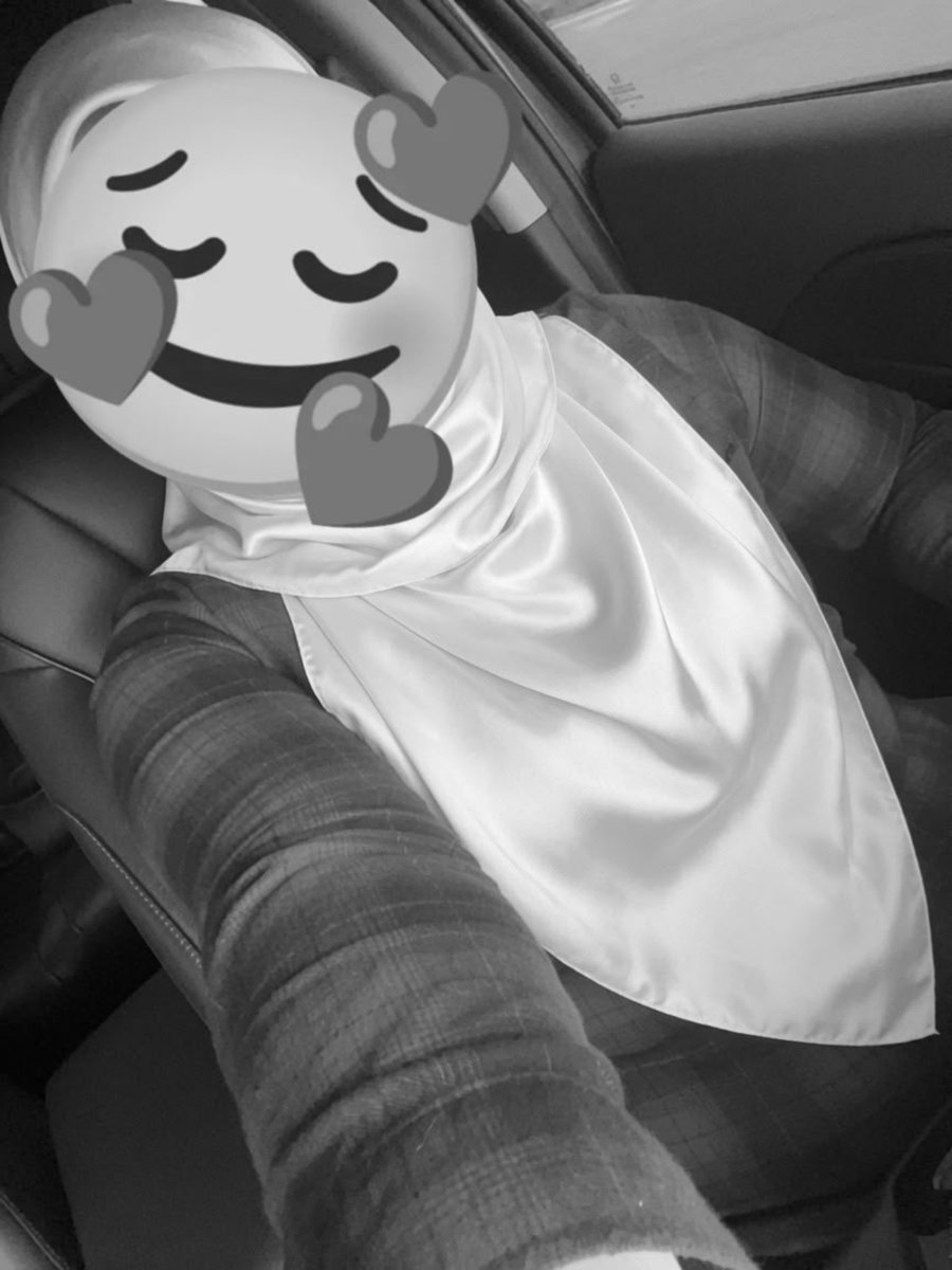 _mommyjanne's tweet photo. Morning🌹..erm..ketat ciket baju harini 🫣 https://t.co/qZMoF8kvRx