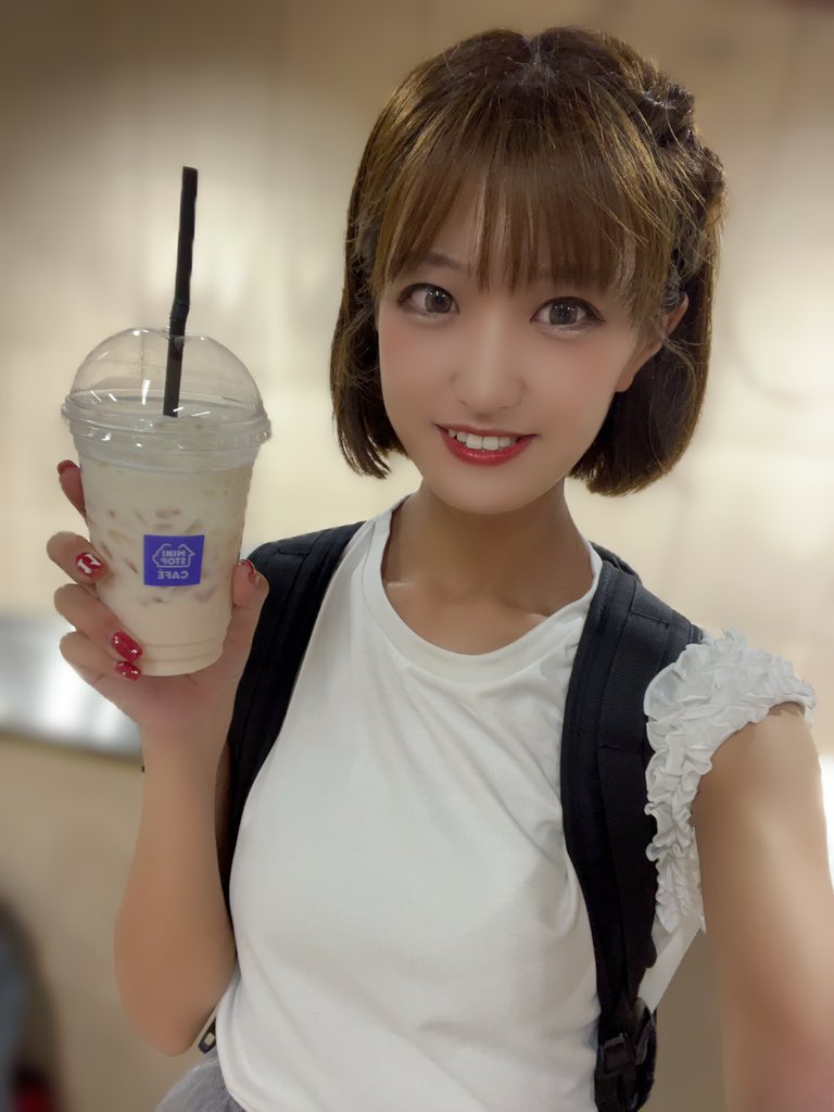 AbleGleam_karen's tweet photo. おはよう〜！🌷

今日の投票はここから🗳️
https://t.co/4AsMuQ8a2K

2,900人のフォロワーの皆様！！！！
リンクを開いて『応援する』をぽちっとするだけです！
ご協力よろしくお願いします！🔥 https://t.co/6Mwh0X6Aoo