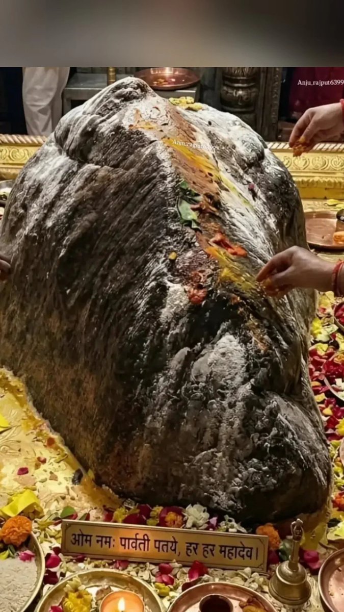 Ar81200's tweet photo. जय बाबा केदार 
नमः पार्वती पतए हर हर महादेव 🔱 https://t.co/r9UjUa0sCI