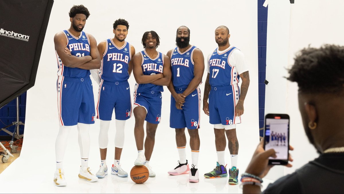 trvpst4x's tweet photo. scratched his ass in the corner the year the sixers were supposed to win it all now he siding with our nemesis ✌🏾 https://t.co/MIQNfac3hl