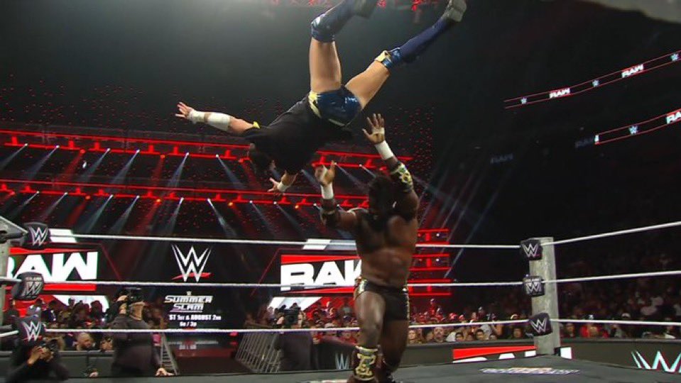 PublicEnemiesHQ's tweet photo. Adam Pearce using Oba Femi to beat the shit outta heels who annoy him like Teddy Long was doing with Undertaker in 2006 💀 #WWERAW https://t.co/DuK1WtsdMN