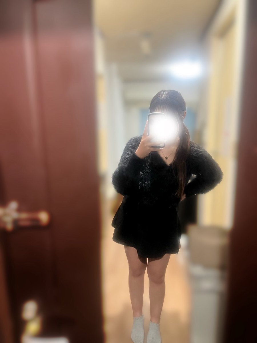 mitsuki_black_'s tweet photo. 明日22〜24で日暮里ルームにてみつき参戦します💕💕

はじめての地に来るからたくさんのお兄さんに会えたら嬉しいです！！

12-27時でいるから待ってます〜🌟🌟 https://t.co/jhcsu9ecko