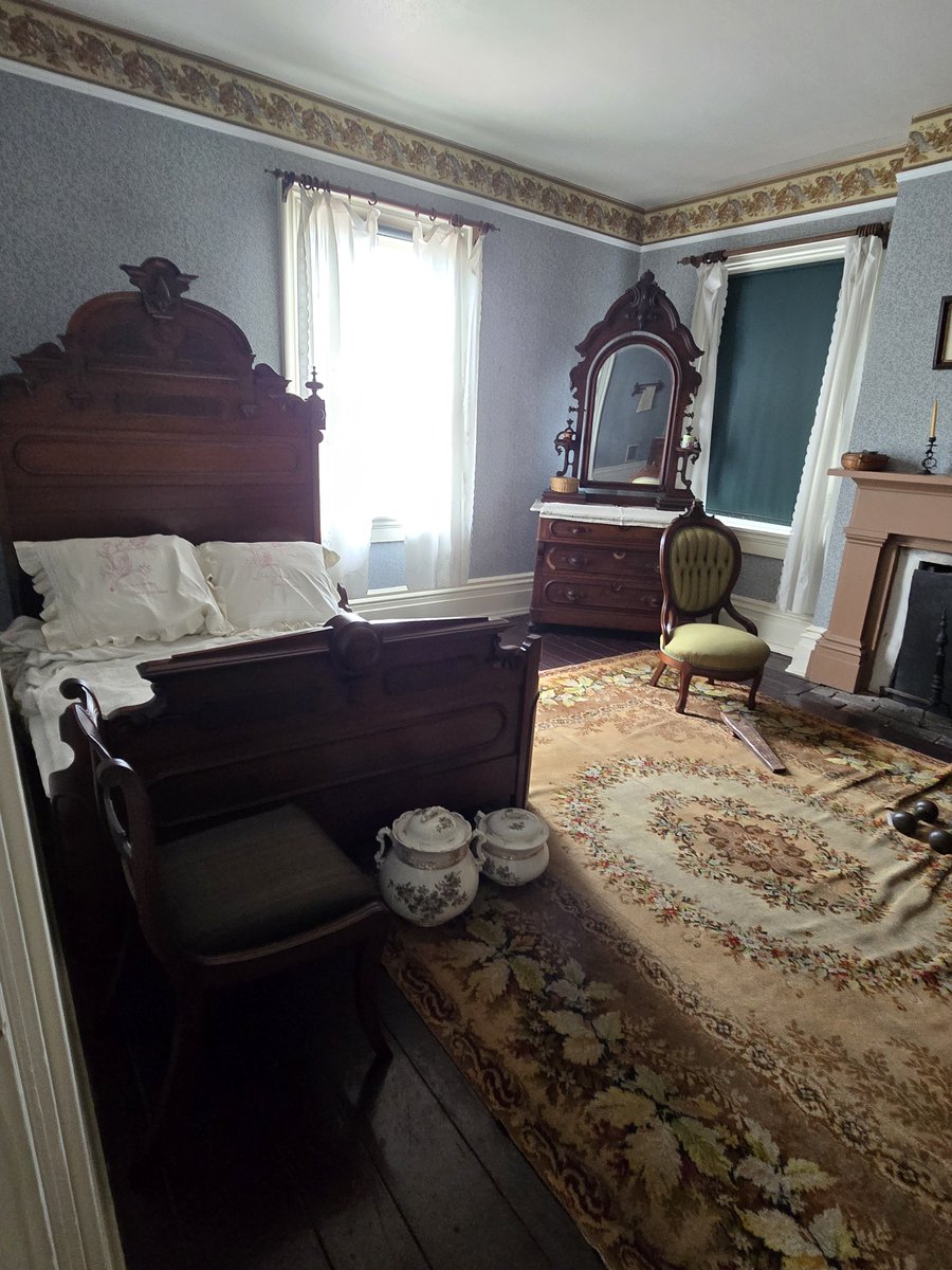 historynerdtchr's tweet photo. Fantastic visit to Cedar Hill, Frederick Douglass' home with #FordsTheatre #CivilWarWashington. Very informative and enlightening. #historynerdtravels #historynerd https://t.co/OGE4Xgk3hN