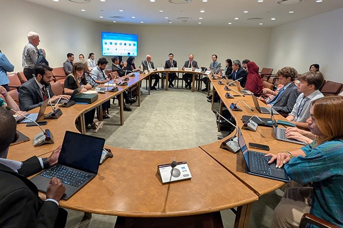 cubadebatecu's tweet photo. 💙 Organizó Cuba evento ONU sobre derecho al desarrollo
https://t.co/cLHNzcJcQK https://t.co/yaFCwLDCXj