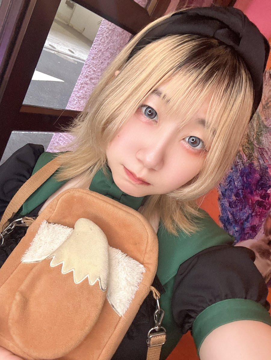 rabiraba_cafe's tweet photo. ピックアップうさガール🐰

しのあ
@rlc_shinoa

出身地：ジャージウイリー
誕生日：3月20日
身長：162cm
担当カラー：紫
特技：歌
マイブーム：アニメ・ドラマ鑑賞 https://t.co/fM1xSwuRrk