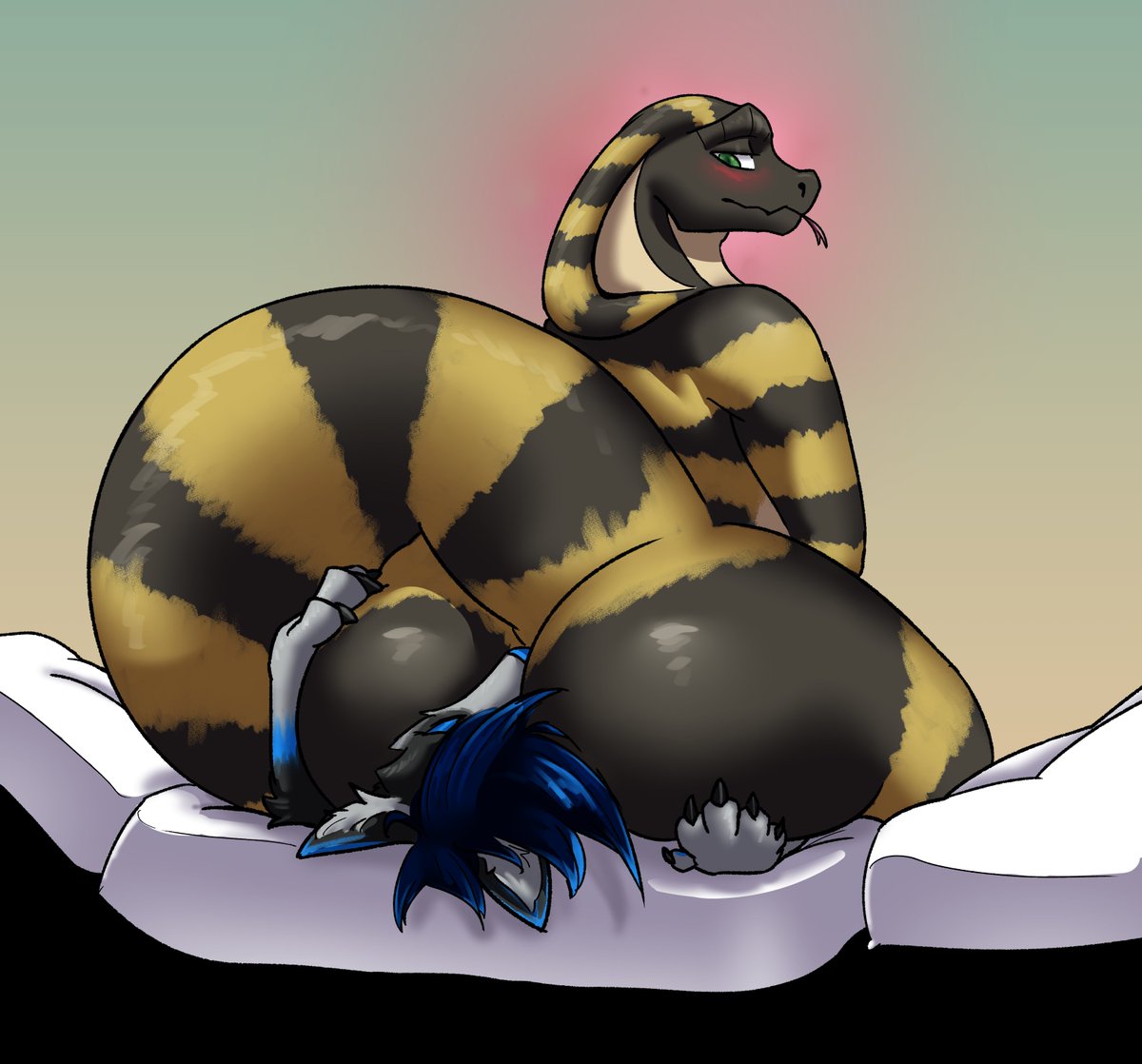 ekho1194's tweet photo. Oh what a seat... I thinks she enjoys it down there. Probably! https://t.co/5DAL2lPyAt