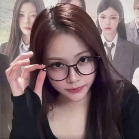 fawnyuha's tweet photo. yeah don't ask me the color or anything https://t.co/PXkf0fiKSl