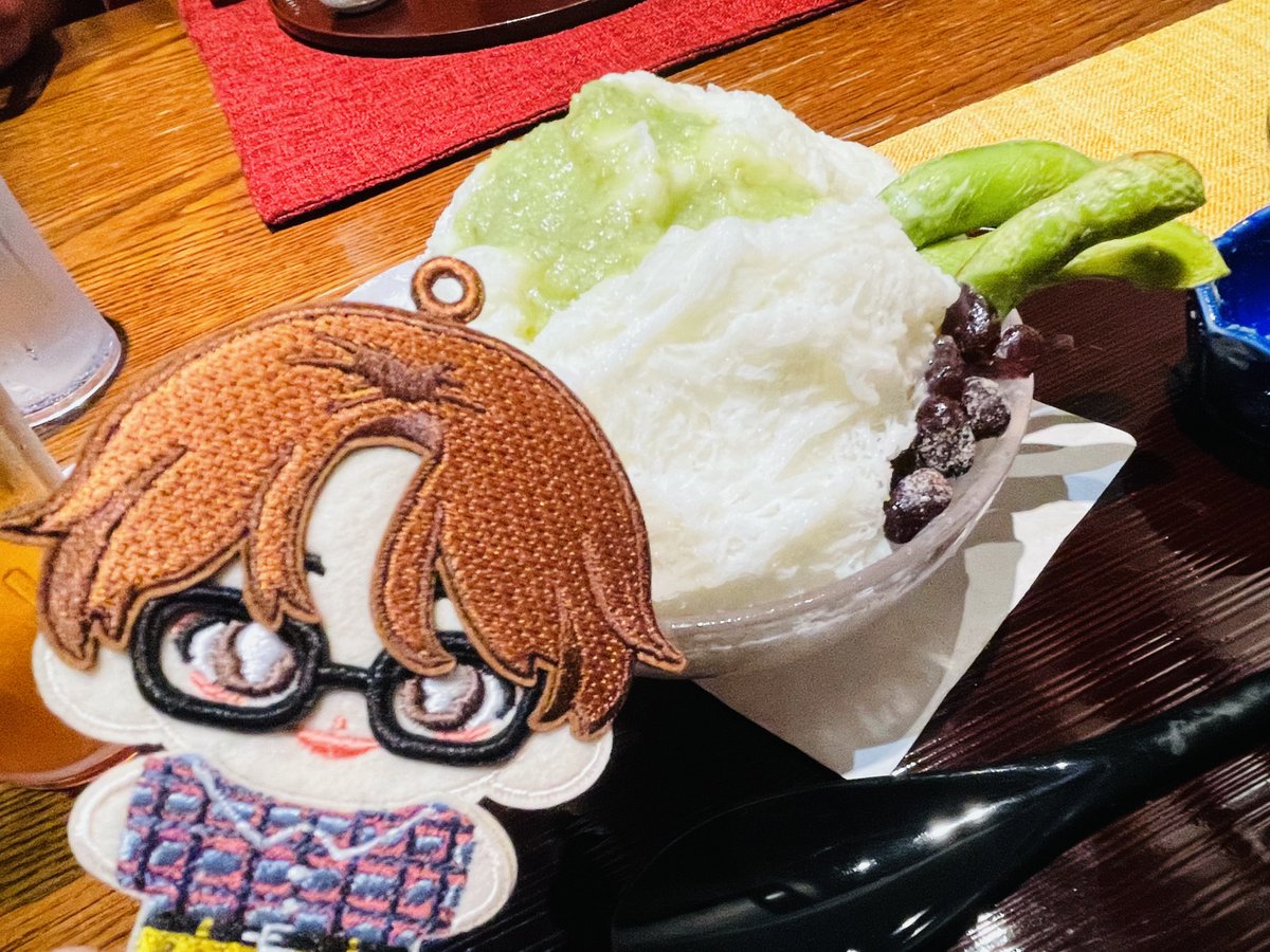 seri0000's tweet photo. 昨日はゆる学徒カフェ行って、かき氷食べてきた！！！ https://t.co/5wJDyYwIr3