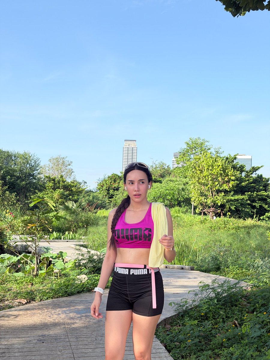 Michellebehrm's tweet photo. Run baby run #runwithmichelle 💪🏻😜 https://t.co/cXe5TpBreq