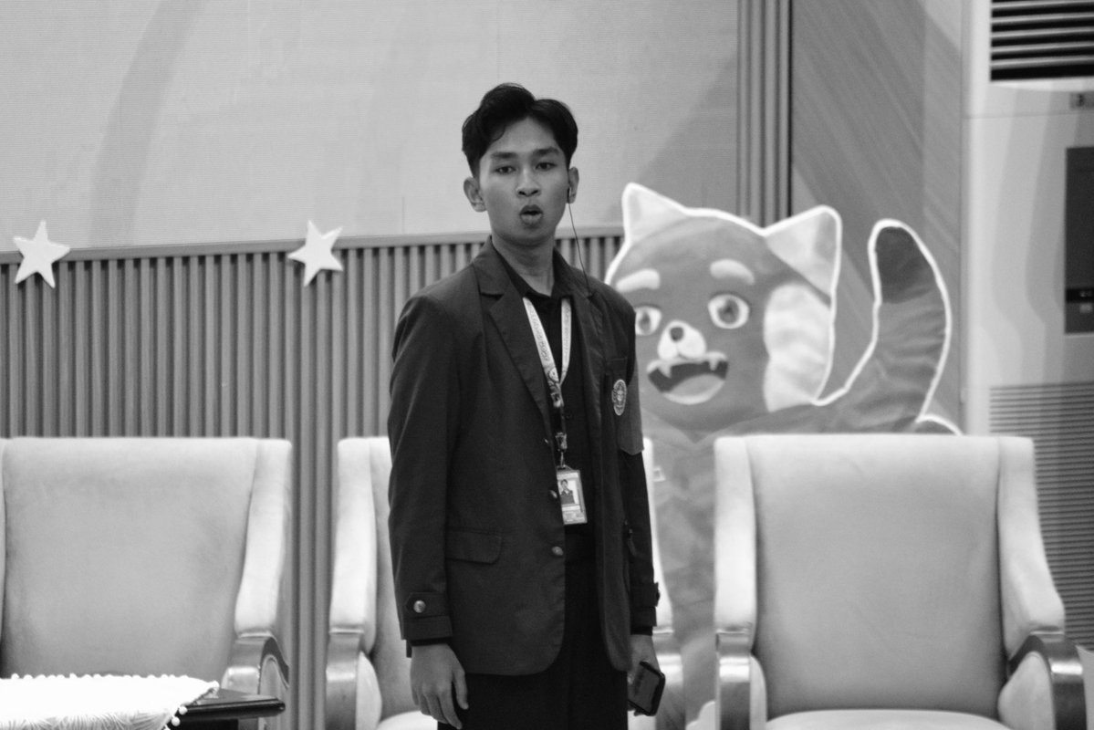 aaabiim_'s tweet photo. tebak perann https://t.co/PAB7EUEVpM