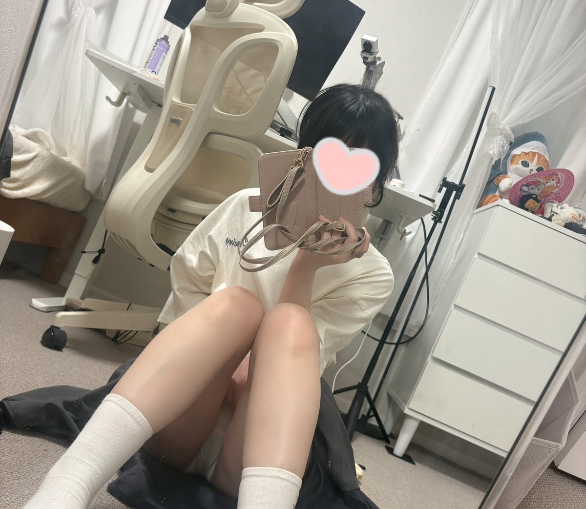 もみじさんのエロ画像、2026年07月21日10時15分25秒に投稿