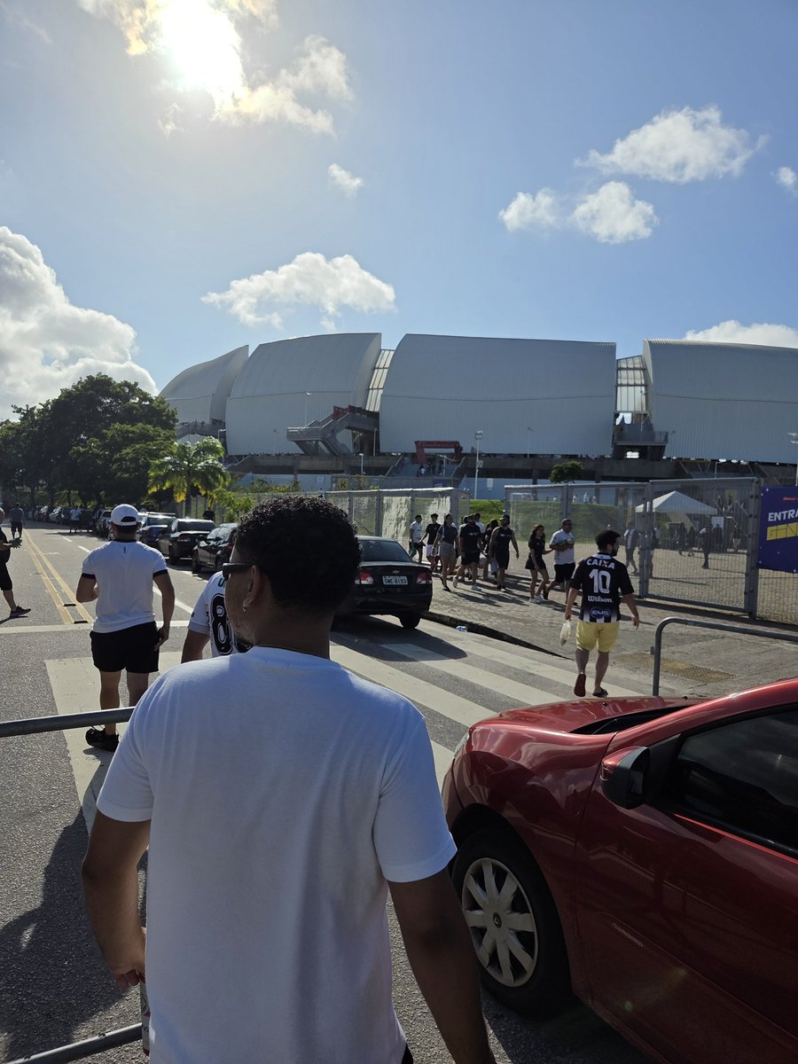 ousadxin's tweet photo. As vezes é arena meixmo né https://t.co/ZwUfV3eGjS