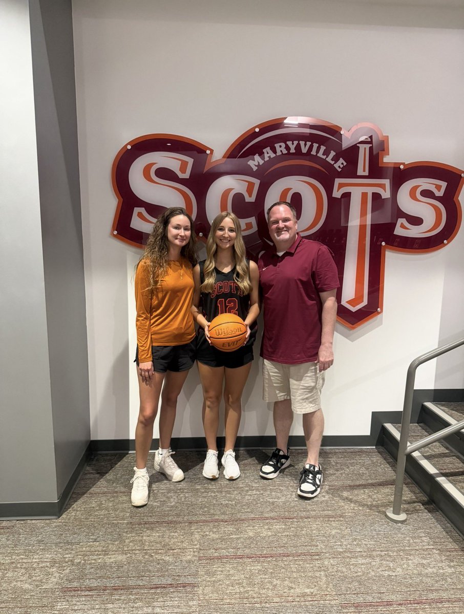 maggietownsend_'s tweet photo. After an amazing visit at @MCScotsWbb and conversation with @coachtravillian and @CoachElsaE22 I am grateful to receive an offer to continue my academic and athletics! 
@EastTNAir @BearettesSchs @_BlakeDerrick https://t.co/RWQvaCIQ43