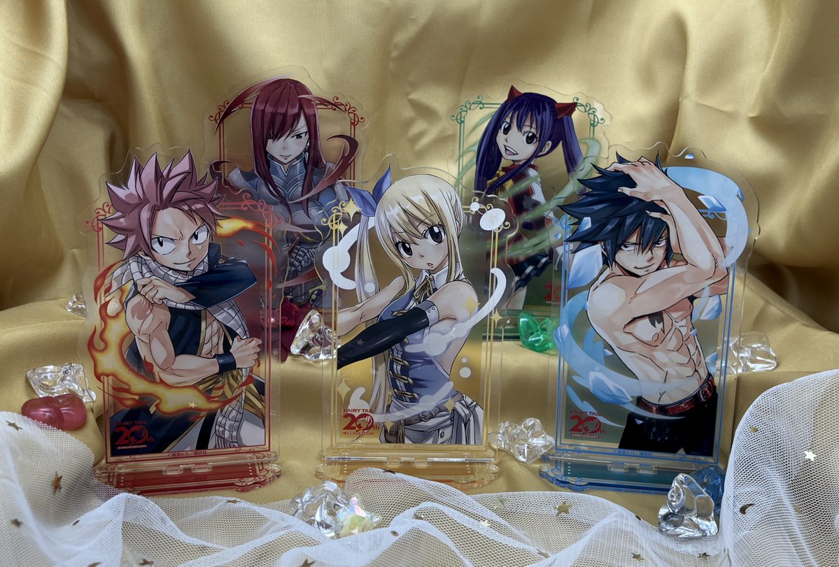 FAIRY TAIL】 ＼アクリルスタンド／ キャラクターが大きく描かれた