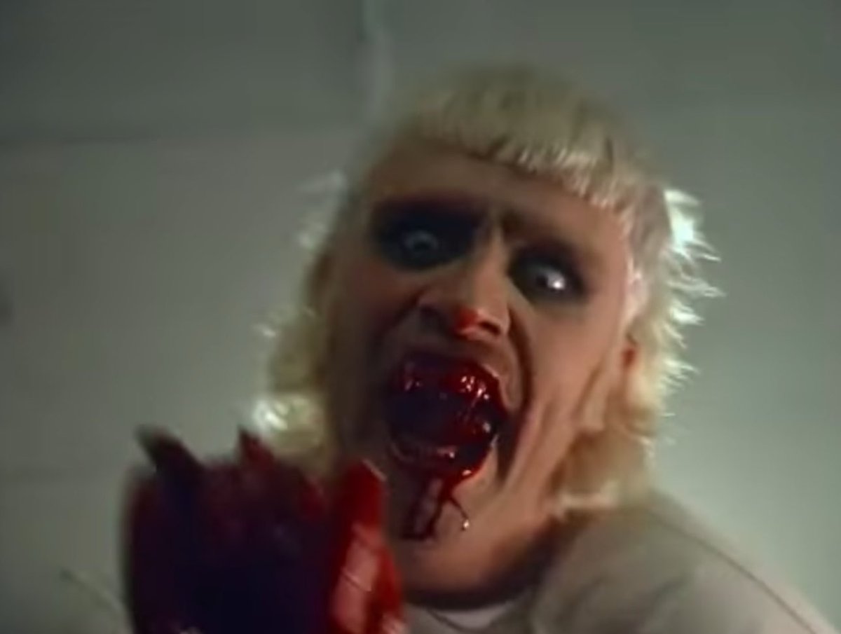 kleinscores's tweet photo. vampire joost we still think about you https://t.co/ruLveDWevR