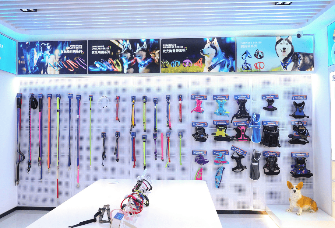 tizepetcollar's tweet photo. Our specialized white label dog leash program allows you to put your corporate banner on dog gear that has already been extensively tested in global markets. 
.
How to start your custom project 👉https://t.co/xF6TMCuULD
.
#DogLeashWholesale #Customdogleash https://t.co/gaah911W9k