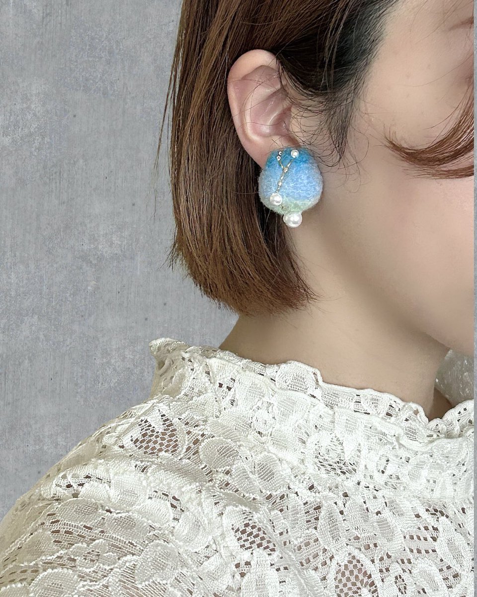 Aireivy's tweet photo. ピンクチューリップはSold outですが
水色と紫はまだあります！

水色💠
濃い水色→水色→淡い黄緑へのグラデーションが、まるで朝のような爽やかさで綺麗💠

紫🪻
濃い紫→すみれ→ピンクが、まるで夕暮れのようなロマンティックさでキュート🪻

https://t.co/ItNN7OBpfB https://t.co/NkaHN5xcm1