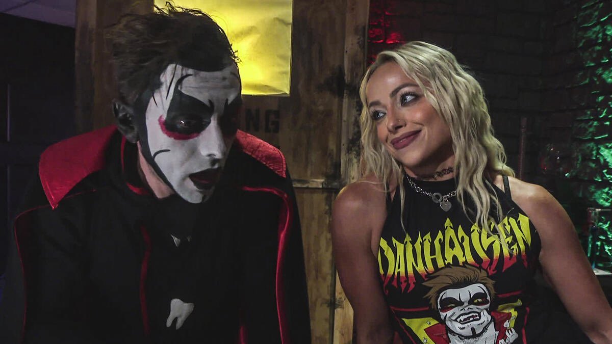 _PWChronicle's tweet photo. Women’s World Champion, Liv Morgan has been feuding more with Danhausen than she has with her #SummerSlam opponent, IYO SKY and the entire women’s division.

You can’t make this shit up. Terrible, terrible booking 😭😭

#WWERaw https://t.co/4b1kpLDFGa