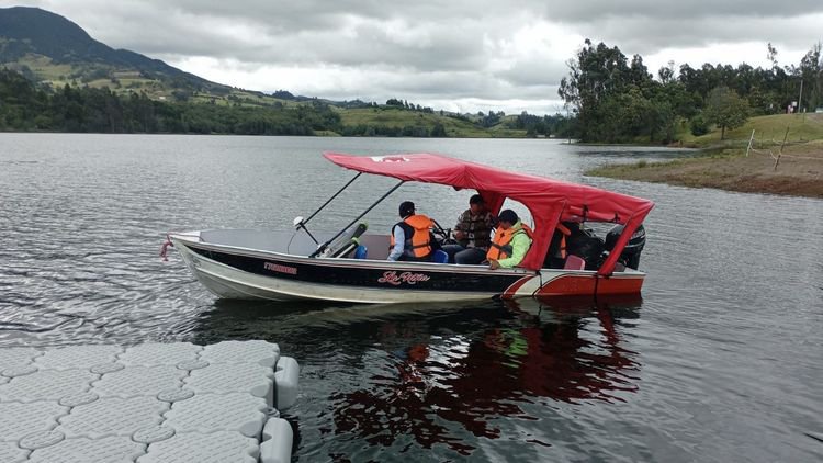 javiermonve's tweet photo. Los embalses El Neusa y El Hato abren sus aguas para actividades náuticas https://t.co/jHapHcdllK https://t.co/bFTefs5w4X