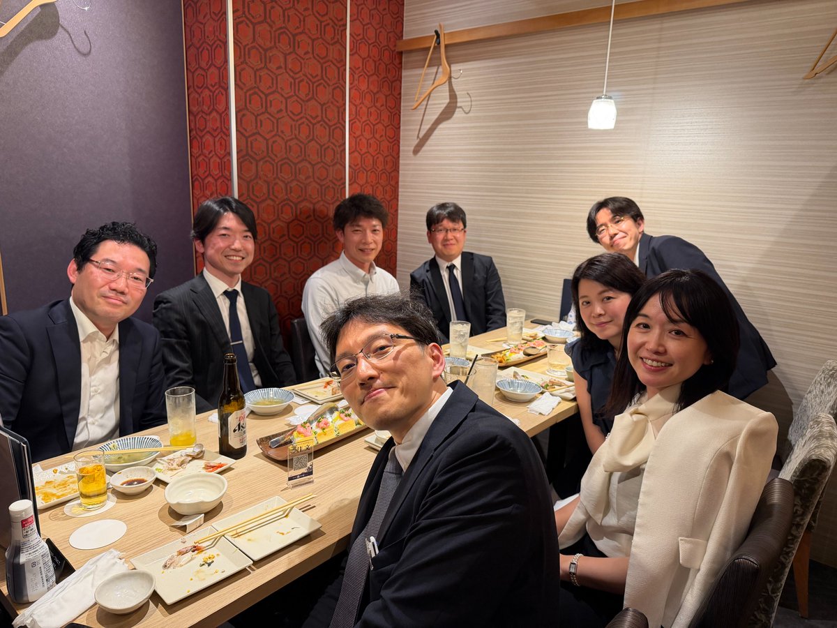 JES_Endocrine's tweet photo. The Japan Endocrine Society's Young and Early Career (YEC) Committee promotes networking, collaboration, and career development for early- and mid-career endocrinologists. During ICE2026/JES2026, YEC members gathered to connect, exchange ideas, and strengthen our community.
#YEC https://t.co/ZX8szjAV90