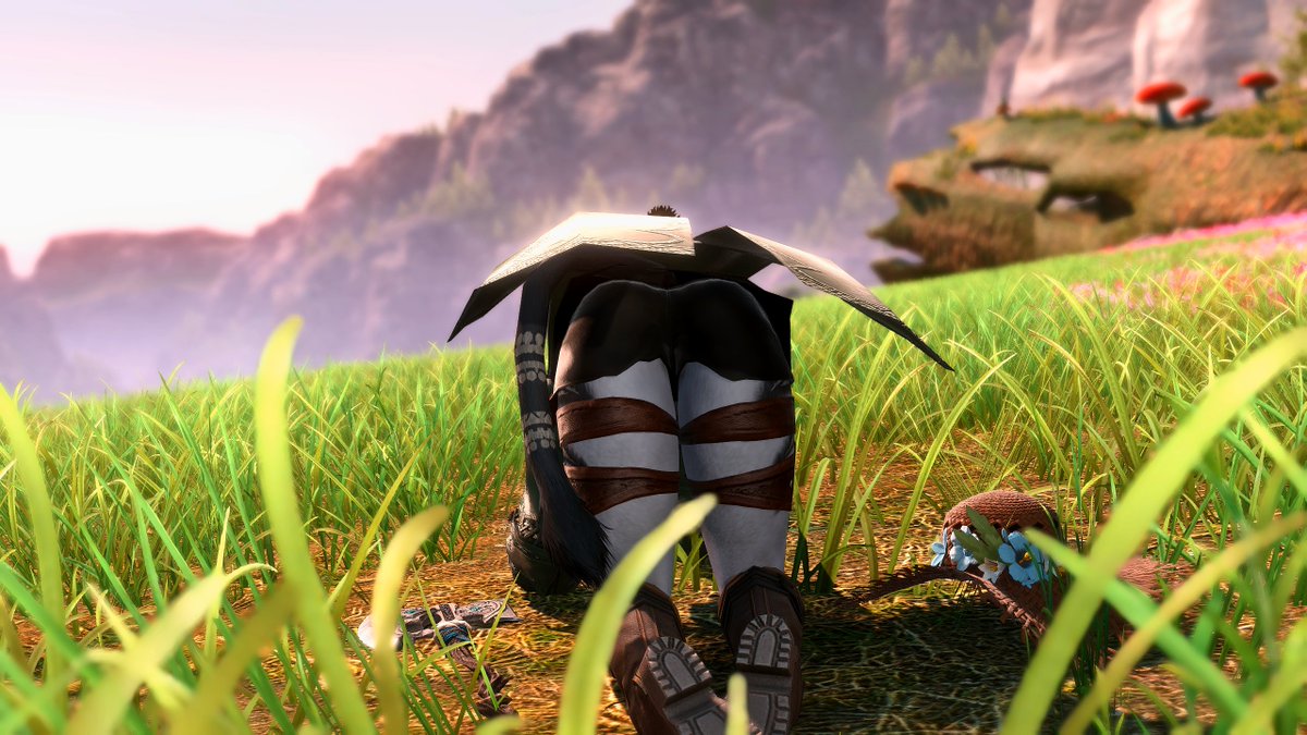 VitraHroth's tweet photo. POV: You are foraging with a Hrothgal and she finds a super cool thingy to show you.
😀💙
#Hrothgal | #gpose https://t.co/38r8kVvj5F