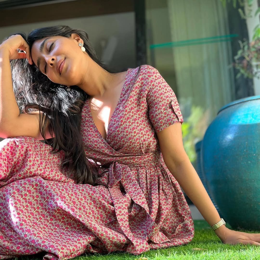 anjanasammu's tweet photo. Best frames of Aishwarya Lekshmi ❤😍🔥 Sun Kissed 🫶🏻 https://t.co/el25DREr2z