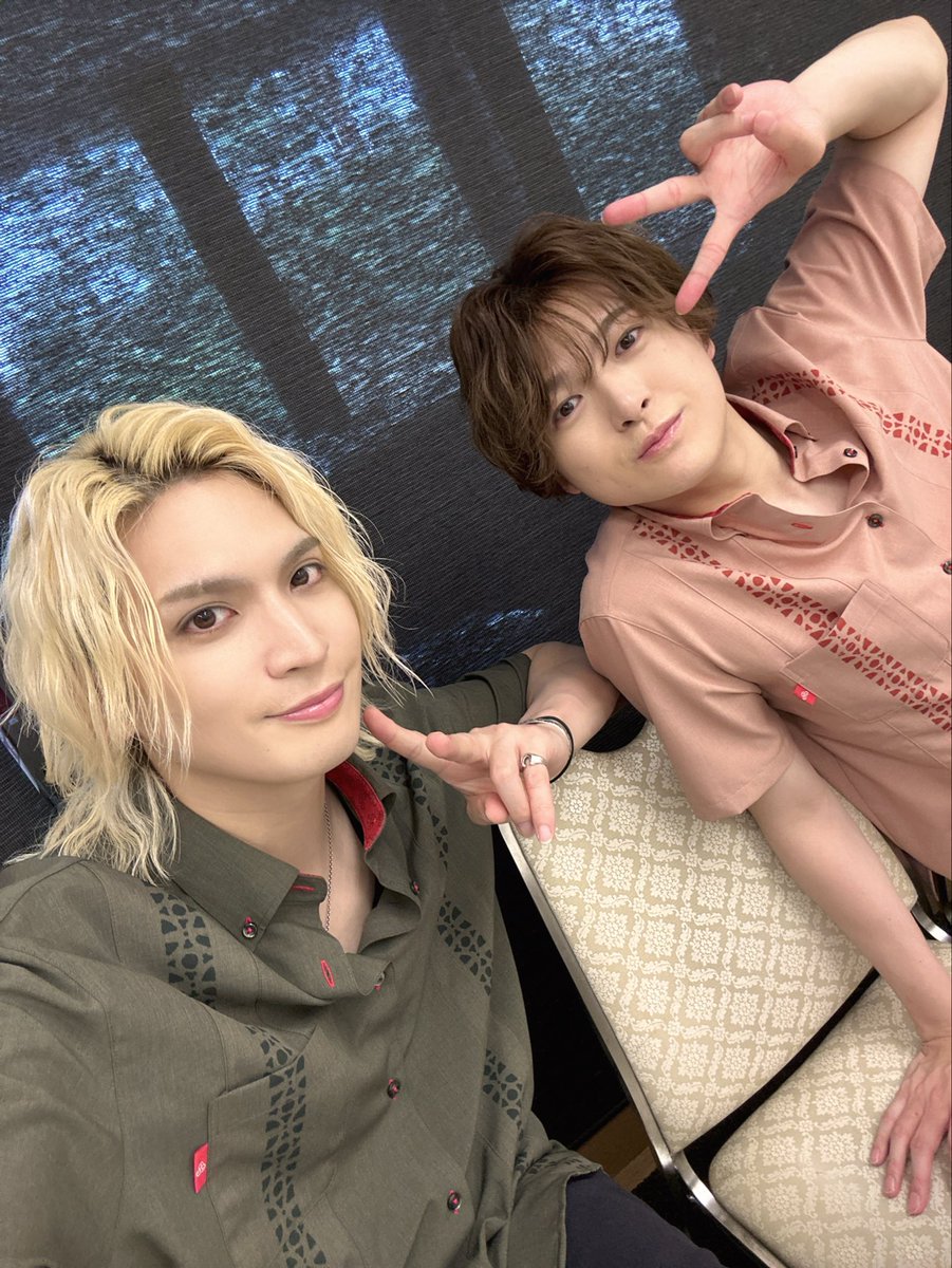 Alleeeeeen_K's tweet photo. 小波津亜廉×遊馬晃介 第2弾
『ただいま仙台！』
改めまして参加してくれた皆んな。本当にありがとうございました🙇‍♂️‼️

3日間。皆んなと巡った場所の一つ一つがとても良い思い出の地になったよ✨

晴れて本当に良かった☀️

ツアーを支えてくれた皆さんとスタッフさん。
そしてこーすけ。ファンの皆んな。
本当にありがとうございました！